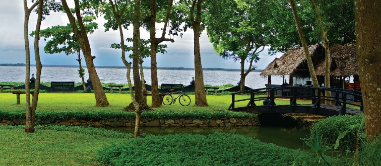 Village Cycle Tour - Taj Kumarakom Resort & Spa, Kerala Village Cycle Tour at Taj Kumarakom Resort & Spa, Kerala
